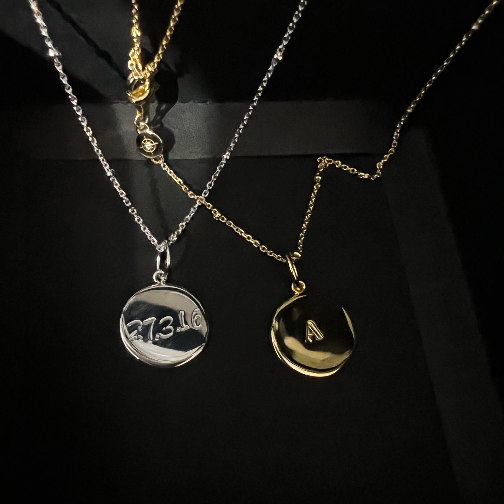 Regular Single Pendant (Gold or Silver)